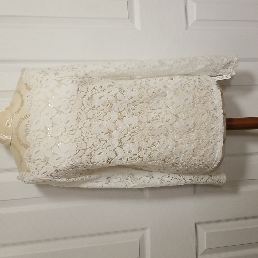 NWT PattyBoutik White/Cream Off the Shoulder Lace Top